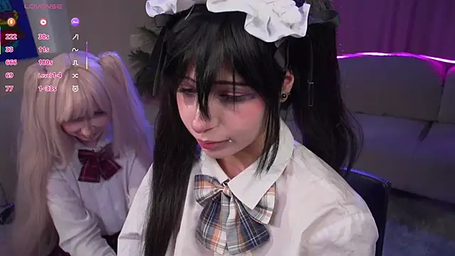 Snapshot of CosplayDream chatting on May 8, 8:58 pm CosplayDream online show from May 8, 8:58 pm
