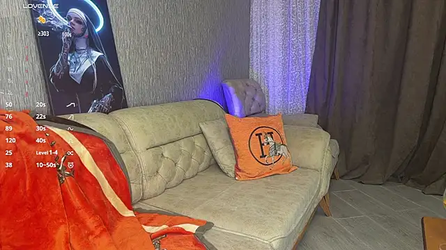 Snapshot of MissJessX chatting on July 6, 6:43 pm MissJessX online show from July 6, 6:43 pm