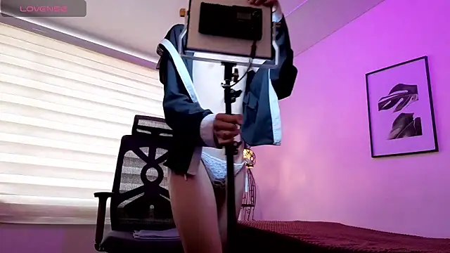 angell vg online show from April 22, 7:15 pm