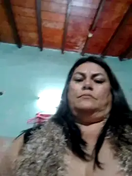 Snapshot of Gordaculona chatting on May 30, 4:37 pm Gordaculona online show from May 30, 4:37 pm