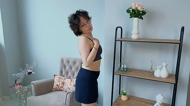 Sindel Meby online show from April 30, 8:31 am