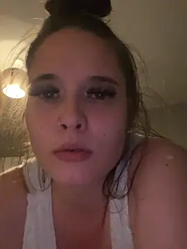 Poppylooloo online show from May 14, 8:04 pm
