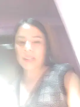 Nicol Alvarez1 online show from May 1, 9:19 pm
