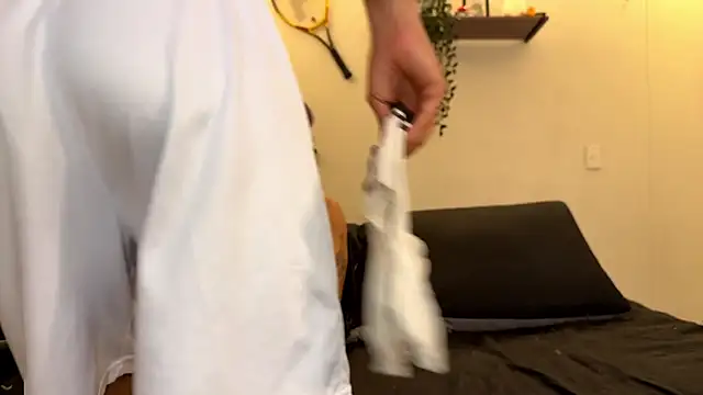Aaron wheel online show from May 22, 1:13 am
