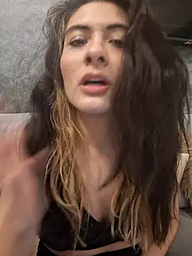 Snapshot of AshleyyHall chatting on July 10, 2:16 am AshleyyHall online show from July 10, 2:16 am