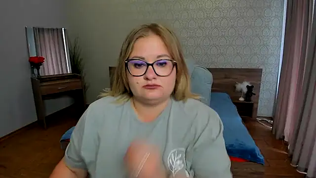 IrenRori online show from July 13, 6:05 am