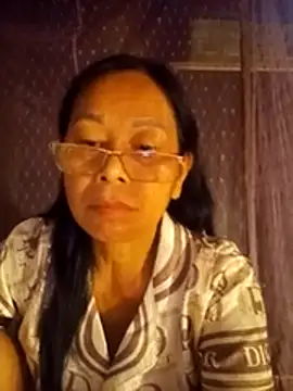 Snapshot of Ari-Na9 chatting on July 5, 7:32 pm Ari-Na9 online show from July 5, 7:32 pm