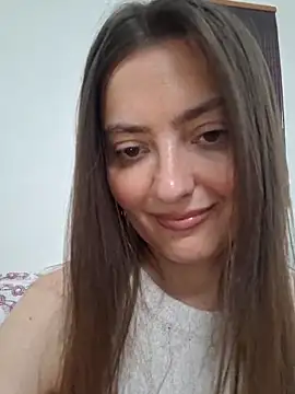 Alba2331 online show from May 22, 12:33 pm