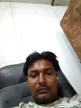 Snapshot of Gujju_here chatting on June 23, 7:06 am Gujju here online show from June 23, 7:06 am