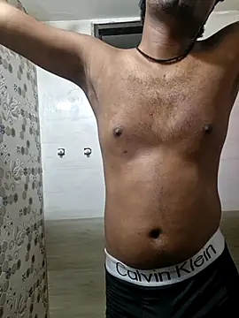 Snapshot of Gujju_here chatting on July 18, 1:15 pm Gujju here online show from July 18, 1:15 pm