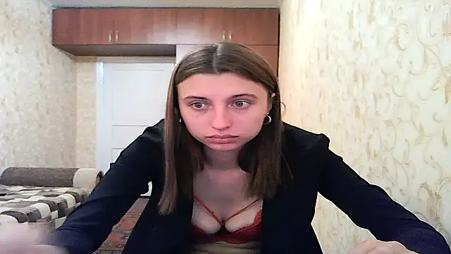 Snapshot of MilaShka29 chatting on May 15, 7:04 am MilaShka29 online show from May 15, 7:04 am