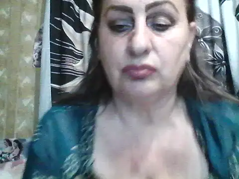 Snapshot of LoaqLovew chatting on May 23, 7:46 am LoaqLovew online show from May 23, 7:46 am