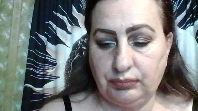 Snapshot of LoaqLovew chatting on June 12, 8:13 am LoaqLovew online show from June 12, 8:13 am