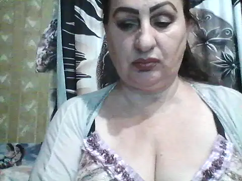 Snapshot of LoaqLovew chatting on July 3, 6:53 am LoaqLovew online show from July 3, 6:53 am