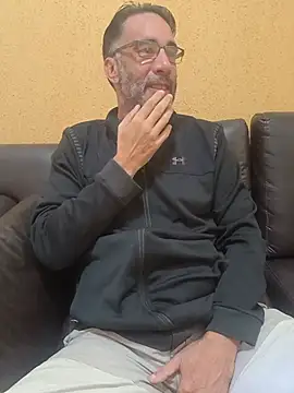 visualizechat online show from June 6, 1:27 pm