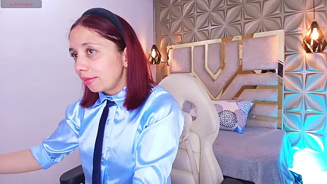 Snapshot of stephaniesun_ chatting on June 5, 1:17 pm stephaniesun online show from June 5, 1:17 pm