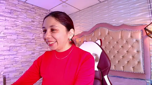 Snapshot of stephaniesun_ chatting on July 29, 1:20 pm stephaniesun online show from July 29, 1:20 pm