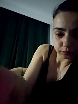 BrattyNyx online show from April 29, 8:04 pm