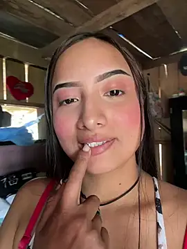 Snapshot of Soffia-zapata chatting on July 12, 4:53 pm Soffia-zapata online show from July 12, 4:53 pm