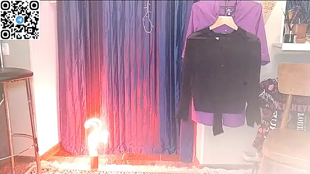 Snapshot of Fluffy_Duffy962 chatting on May 15, 8:49 pm Fluffy Duffy962 online show from May 15, 8:49 pm