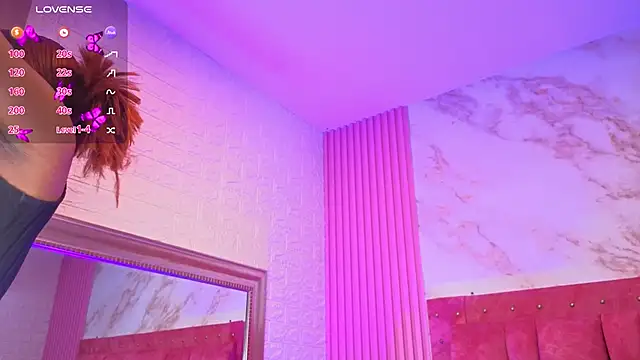 goldilockss15  online show from April 29, 11:14 am