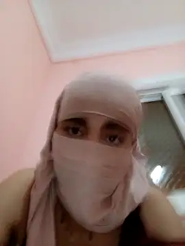 fatiflour99 online show from April 23, 4:53 pm