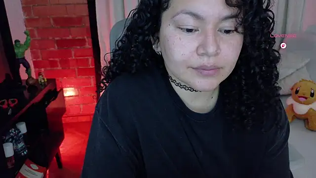 Snapshot of MissBronte chatting on June 4, 11:33 pm MissBronte online show from June 4, 11:33 pm