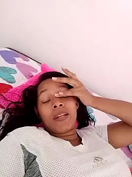 Snapshot of Stefany_03_ chatting on July 1, 7:35 pm Stefany 03 online show from July 1, 7:35 pm
