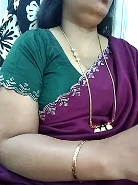 Snapshot of Nayana_456 chatting on July 18, 2:27 am Nayana 456 online show from July 18, 2:27 am