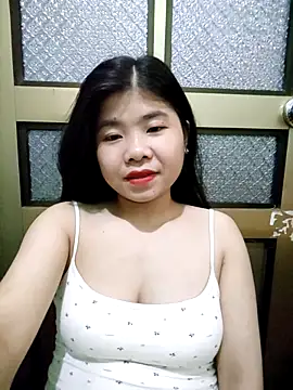 Snapshot of Ayti01 chatting on June 10, 4:45 am Ayti01 online show from June 10, 4:45 am