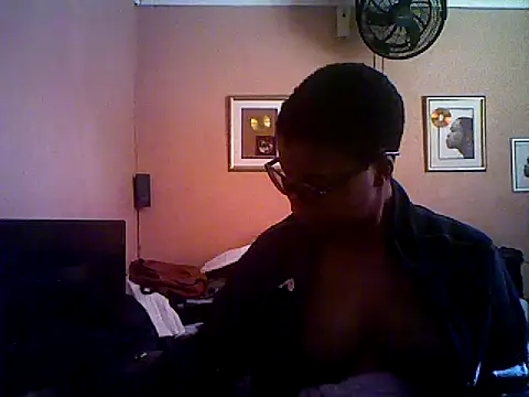 Hotboobs27 online show from June 14, 7:54 am