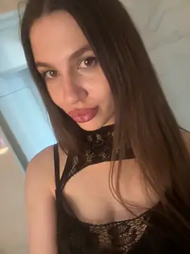 Maya033q online show from June 19, 2:54 pm