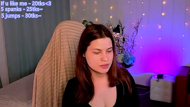 Evelyn Adams online show from April 29, 5:30 pm