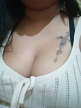 Snapshot of Rosejean chatting on June 15, 4:58 am Rosejean online show from June 15, 4:58 am
