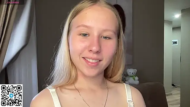 Snapshot of cindy_softluv_ chatting on July 3, 7:31 pm cindy softluv online show from July 3, 7:31 pm