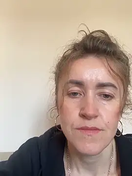 Avokadoo online show from April 27, 8:01 am