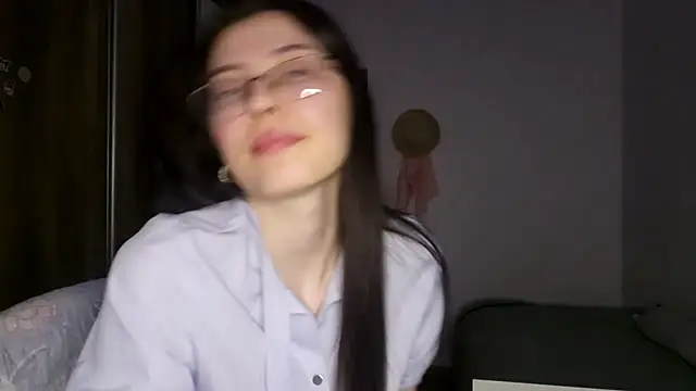 Snapshot of AshleyTropiano chatting on May 30, 3:20 pm AshleyTropiano online show from May 30, 3:20 pm