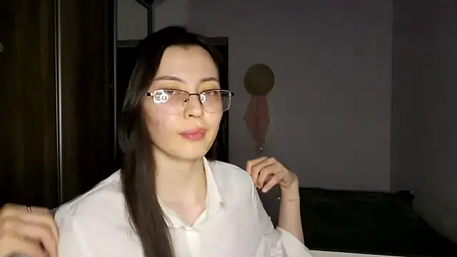 Snapshot of AshleyTropiano chatting on June 2, 3:58 pm AshleyTropiano online show from June 2, 3:58 pm