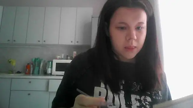 Snapshot of Amanda_Mia_ chatting on May 11, 8:20 am Amanda Mia online show from May 11, 8:20 am