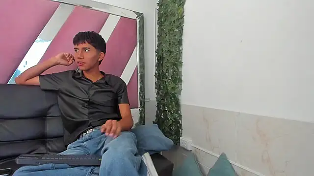 KevCokk online show from May 26, 3:41 pm