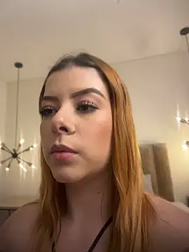 Snapshot of SweettVal_ chatting on June 13, 3:54 pm SweettVal online show from June 13, 3:54 pm