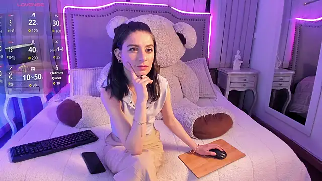 Snapshot of mariana__thompson chatting on July 3, 2:29 am mariana thompson online show from July 3, 2:29 am