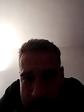 Genios101088 online show from May 3, 1:22 am
