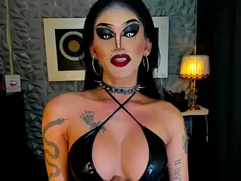 Snapshot of lubottarah chatting on July 19, 5:38 pm lubottarah online show from July 19, 5:38 pm