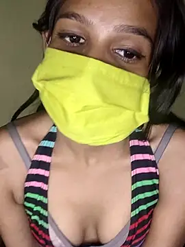 Niya  online show from May 5, 8:28 pm