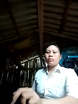 lanngoc2 online show from May 4, 11:23 pm