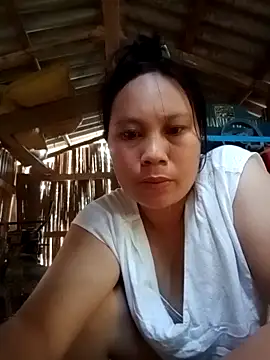 lanngoc2 online show from May 12, 10:01 am