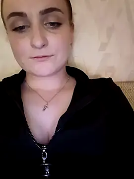 PenelopeCarter online show from April 28, 6:24 pm