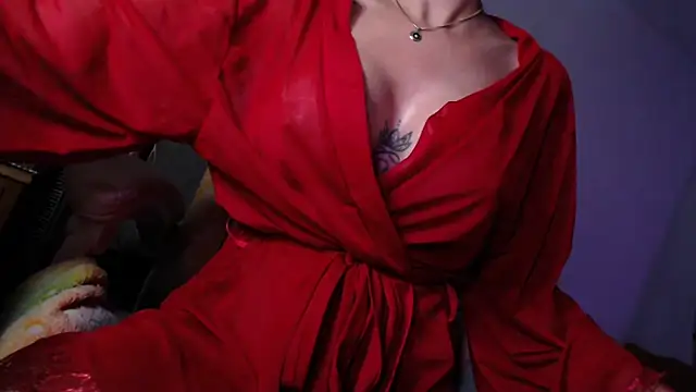 Snapshot of missydiorr10 chatting on May 7, 9:36 am missydiorr10 online show from May 7, 9:36 am