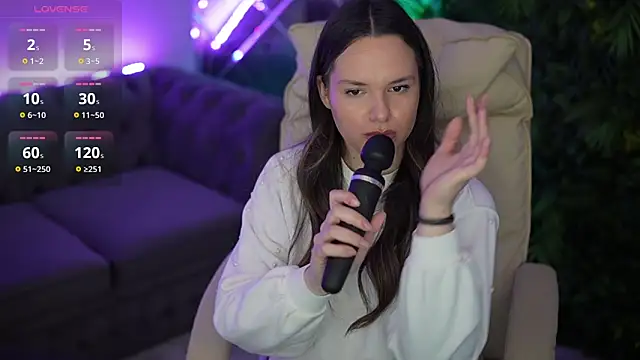 ArinaVoicee online show from April 29, 12:53 pm